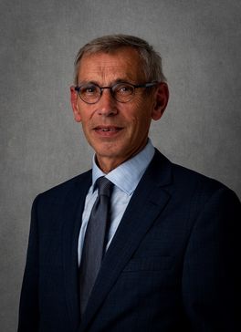 Pasfoto van W.G. (Wim) van Horssen